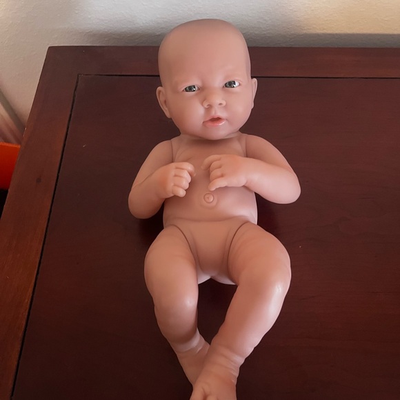 Realistic Baby - Picture 2 of 2